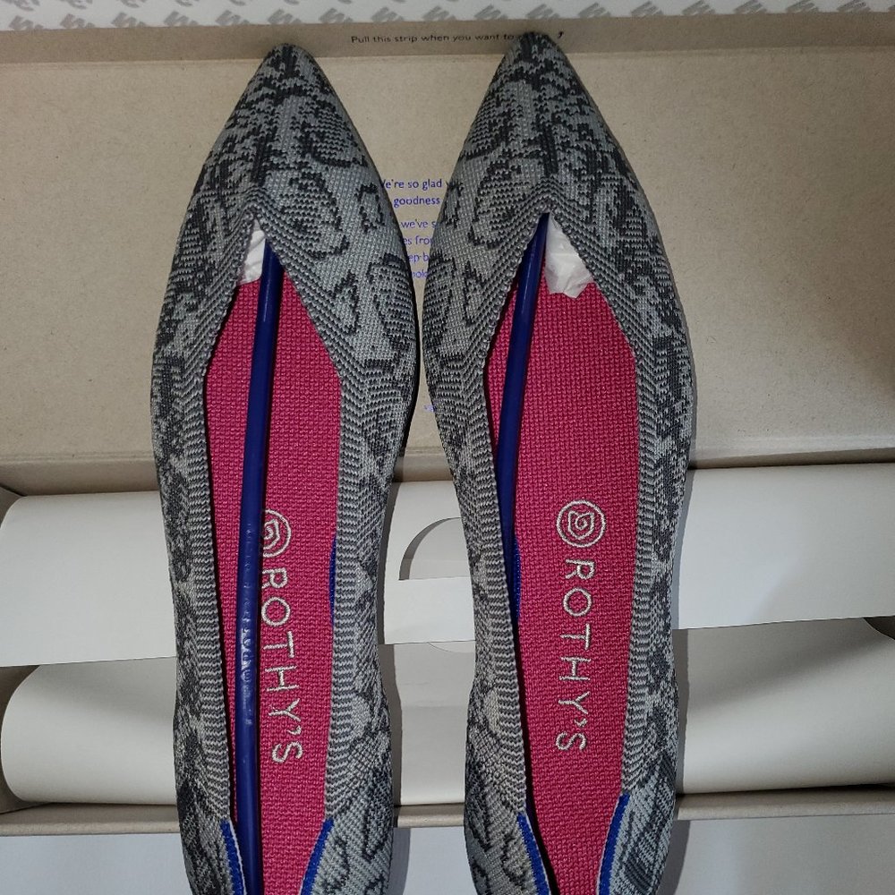 Rothy's Grey Stone Snake Points BNIB